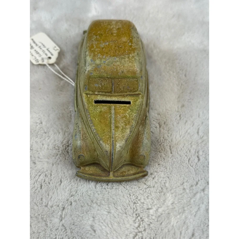 Vintage 1940 Lincoln 4-Door Sedan Diecast Metal Coin Bank Gold Tone 5 Inch - Picture 3 of 6